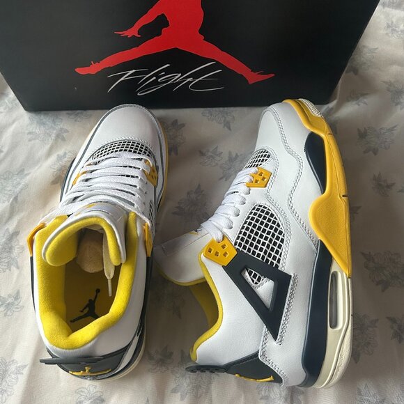 Air Jordan 4 Retro Vivid Sulfur White And Yellow Sneakers - Picture 1 of 6